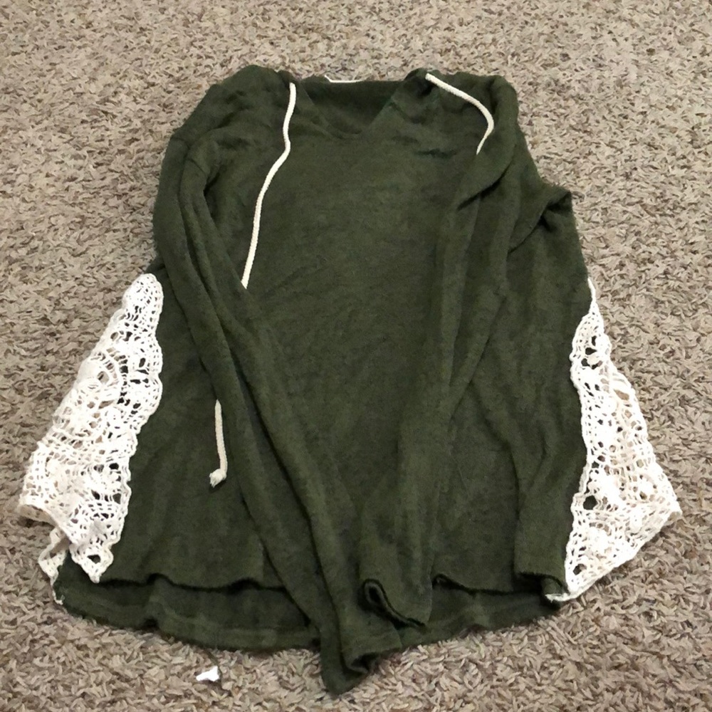 Green with White lace Thin Sweater
